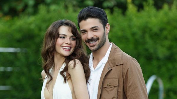 Reyting planı devreye girdi! Mucize Doktor'un Nazlı'sı Sinem Ünsal 4 yıllık ilişkisini bitirdi - Resim: 2