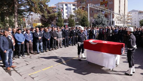 Yanında şehit olan arkadaşının acısına dayanamadı! - Resim: 1