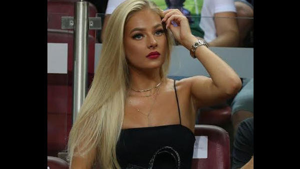 Galatasaray maçına damga vuran güzel! - Resim: 4