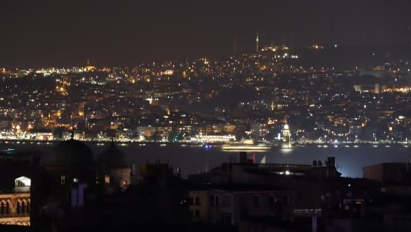 Çamlıca Camii'ndeki ışık testleri görsel şölen oluşturdU - Resim: 4