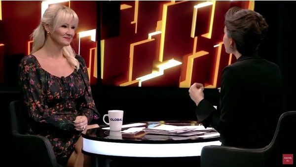 Pınar Altuğ'u gören şaşkınlığını gizleyemedi kırmızı dudaklı maskesi epey şaşırttı - Resim: 4