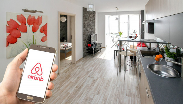 20 bin Afgan sığınmacıya ücretsiz olacak! Airbnb açıkladı - Resim: 0