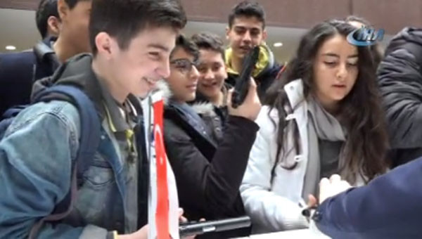 Yok artık! Çocuklara silah tanıtımı yapıldı! - Resim: 3