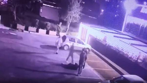 İstanbul'da korkunç görüntü! Kadına çiçek gönderince... - Resim: 2