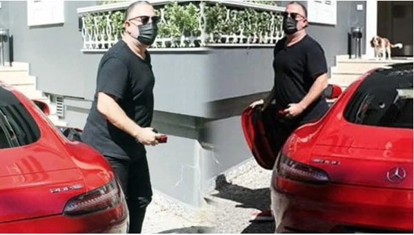 Cem Yılmaz'dan Demet Akalın'a olay öğretmen göndermesi 5 milyonluk aracı olaydı! - Resim: 4