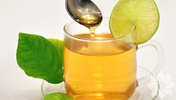 Öksürüğü kesip atar! Ilık suya bir kaşık bal koyup... - Resim: 4