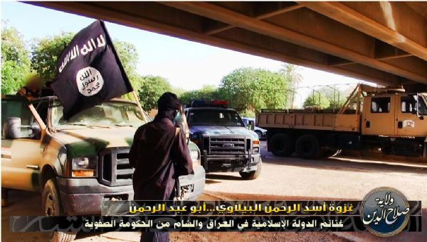 IŞİD 1700 Irak askerini kurşuna dizdi - Resim: 3