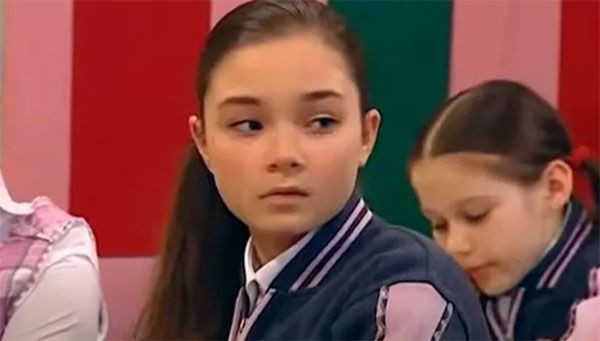 Bez Bebek dizisinin Özge'siydi! Sinem Kasapoğlu büyüdü genç kız oldu, son haliyle kendine hayran bıraktı - Resim: 3