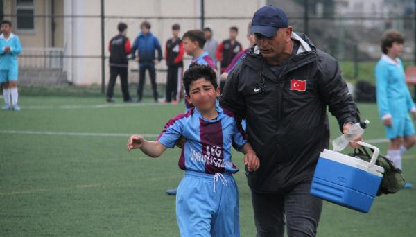 'Bırak beni oyuna gireyim' diyerek ağladı - Resim: 0