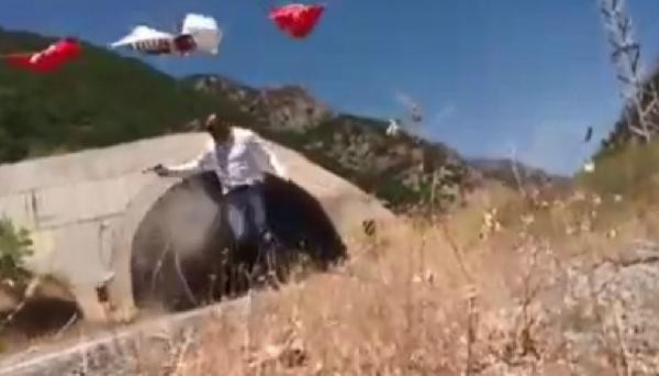 Necmettin Öğretmen'in fotoğrafını astı saldırıya uğradığı anları anlattı - Resim: 3