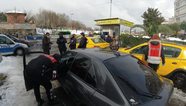 Okmeydanı'nda giriş çıkışlar kapatıldı! Polis geniş kapsamlı denetim yaptı - Resim: 0