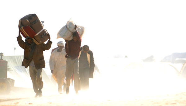 Libya'dan kaçışın dramatik görüntüleri  - Resim: 1