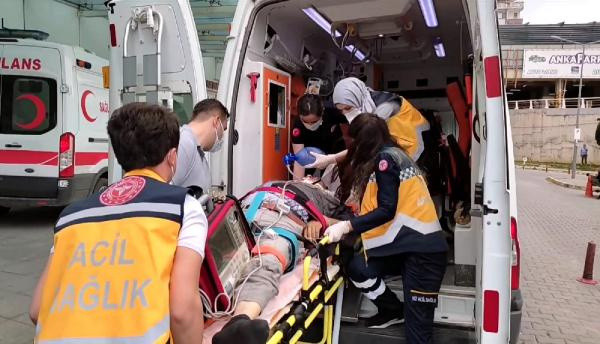 Karabük'te feci kaza! Tünelde araçlar çarpıştı: Ölü ve yaralılar var - Resim: 1