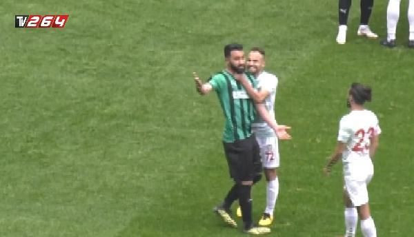 Sakaryasporlu futbolcular Amedsporlu Mansur Çalar'dan şikayetçi oldu - Resim: 4