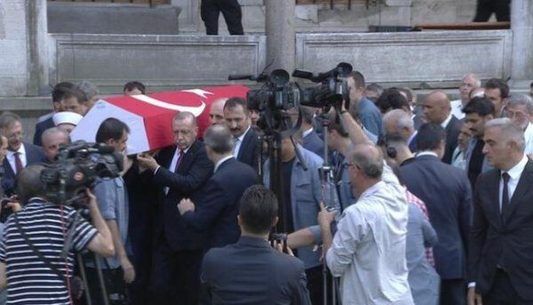 Prof. Dr. Ahmet Haluk Dursun için son görev - Resim: 4