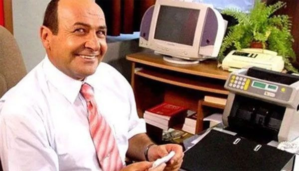 Tarık Papuççuoğlu'ndan yıllar sonra gelen itiraf şoke etti!  "Pişman değilim" dedi eşinden ayrılık nedenini açıkladı - Resim: 1