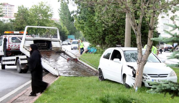 Kayseri'de korkunç kaza: Sürücü her yerde aranıyor! - Resim: 4