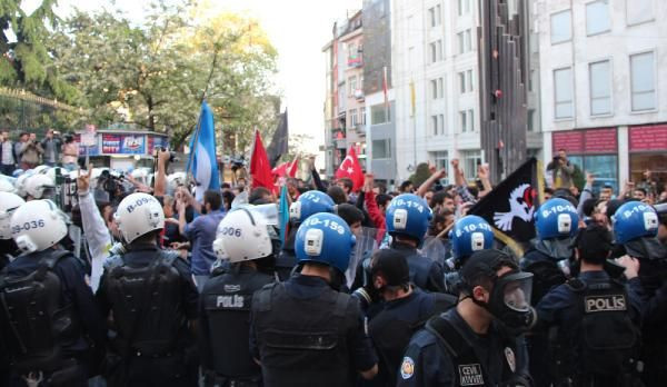 Alperenler'e gazlı müdahale - Resim: 1