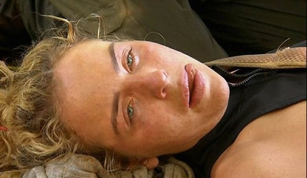 İngiliz Survivor yarışmasında şok - Resim: 2