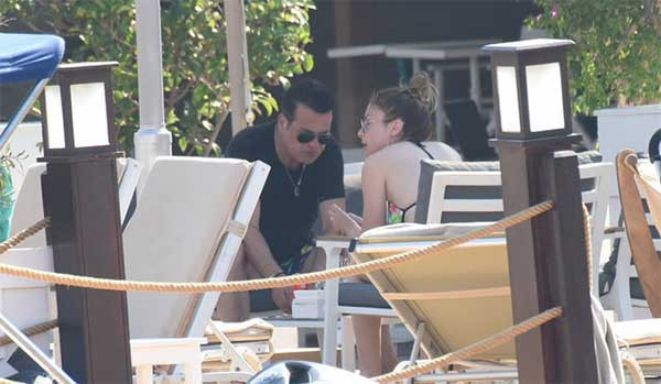 Hakan Peker Arzu Peker çifti soluğu Bodrum'da aldı - Resim: 4