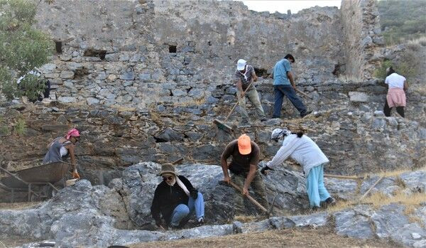 Mersin'de kazılarda ortaya çıktı! Gören şaştı kaldı: Çok ilginç bir örnek - Resim: 4