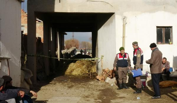 İnfaza uğramadan önce karısını sevgilisiyle kilerde basmış!  - Resim: 4
