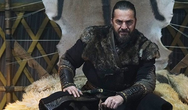 Engin Altan Düzyatan: Dün 40 kişiyi kestim! - Resim: 4