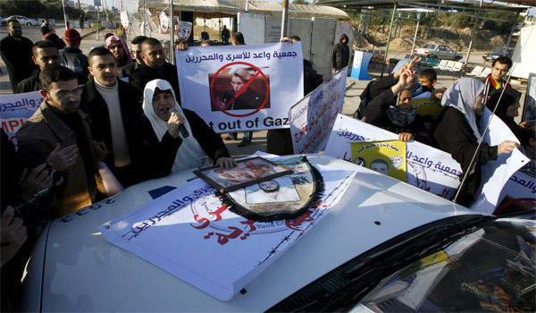 Fransız bakana Gazze'de saldırı - Resim: 1