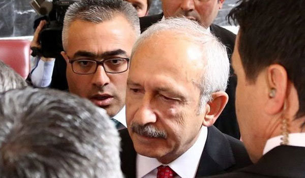 Türk siyasetinin şiddet mağduru ünlüleri - Resim: 1