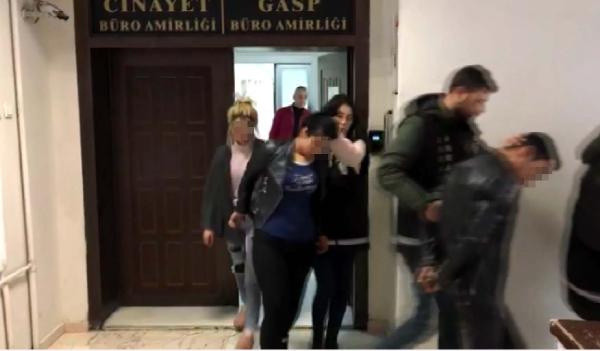 Hayat kadınlarından evli erkeğe akılalmaz tuzak - Resim: 1