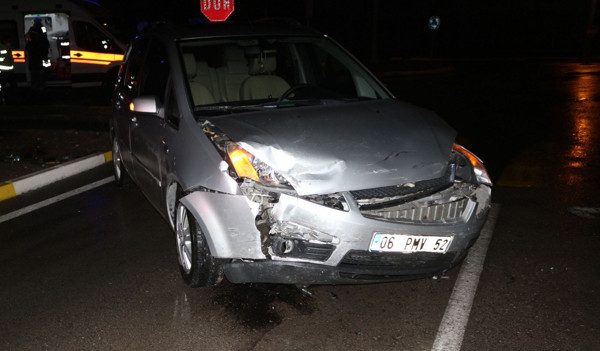 Samsun'da feci kaza! Çekici 'baba canlı mıyız?' diye seslendi - Resim: 0