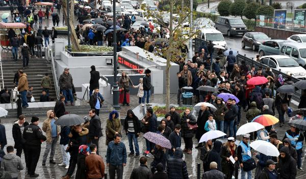 Sağanak bile zengin olma hayallerini engellemedi! - Resim: 3