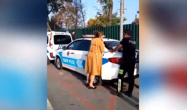 Ceza yiyince çığlık atan kadın akademisyen kendini böyle savundu - Resim: 2