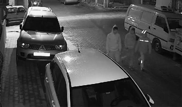 Bu çocuklar ne yapıyor? Çok şaşıracaksınız!.. - Resim: 4