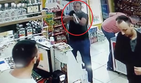 Bursa'da korkunç cinayet! Müşterilerinin gözü önünde vuruldu - Resim: 3