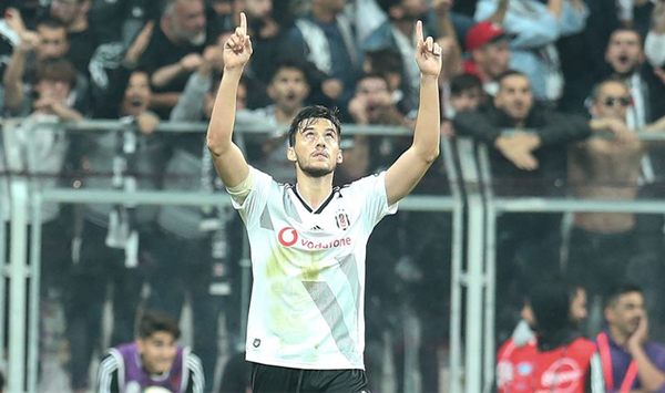 Taylan Antalyalı'nın LGBT tişörtü ortalığı karıştırdı: Erzurum'da giysin de görelim - Resim: 3