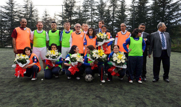 Mecliste müthiş derbi - Resim: 1