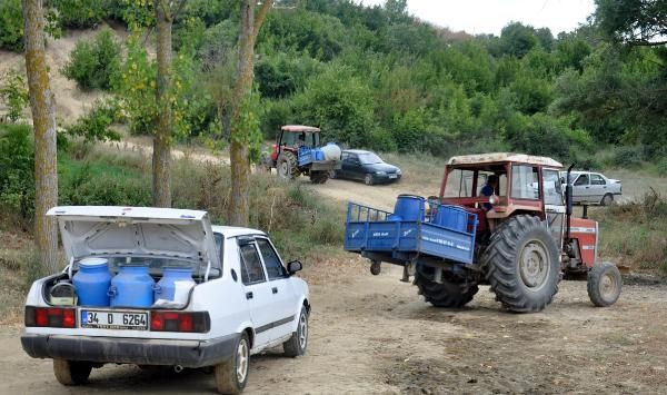 Tekirdağ'da inanılmaz görüntüler! Köylülerin susuzluktan içtikleri su inanılmaz - Resim: 2