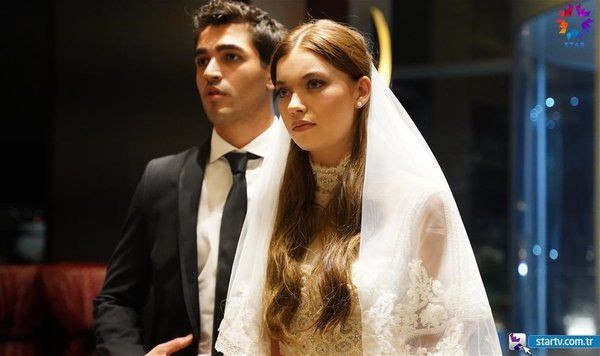 Yalı Çapkını'nın Ferit'i Mert Ramazan Demir'in eski halini görenler tanıyamadı! - Resim: 1