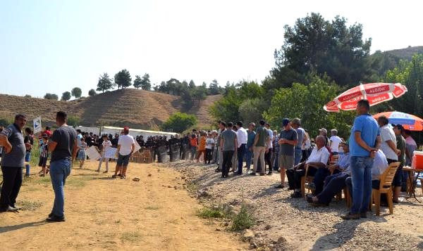 Manisa'da JES gerginliği! CHP'li vekil ile 3 asker yaralandı 26 gözaltı - Resim: 0