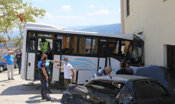 Kocaeli'de feci kazada yaralanmıştı! Onbaşıdan acı haber geldi - Resim: 0