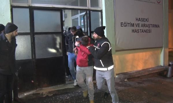 Narkotik operasyonu: 1'i meslekten ihraç eski polis, toplam 25 gözaltı  - Resim: 1