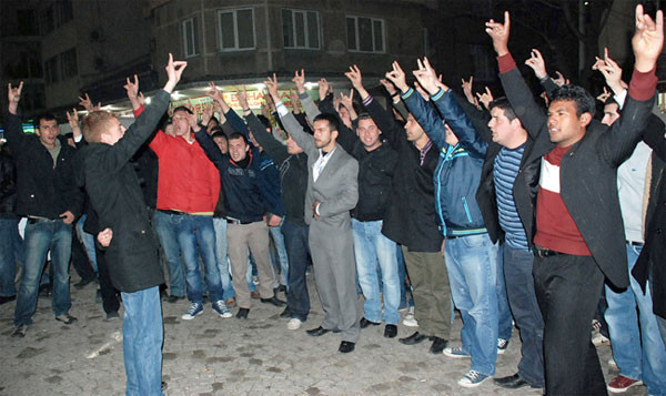 Ülkücülerden Kürtçe desteği - Resim: 3