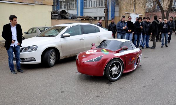 Üniversiteliler otomobil üretti! - Resim: 1