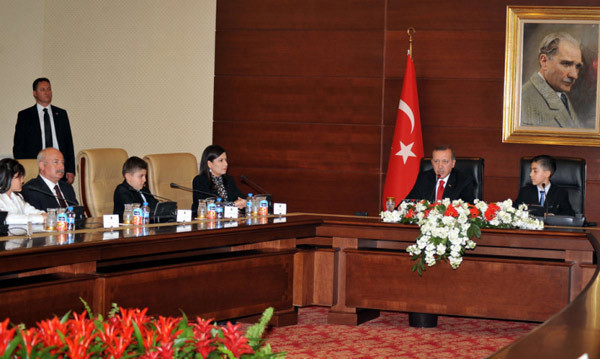 Başbakan koltuğu kaptırınca!  - Resim: 1