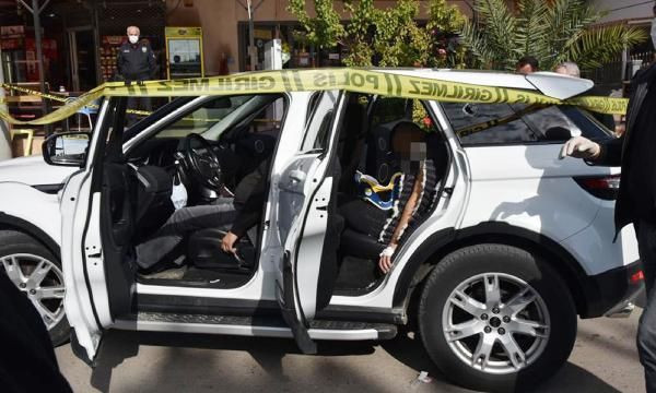 Antalya'da lüks cipte infaz! 3 kişi hayatını kaybetti - Resim: 1