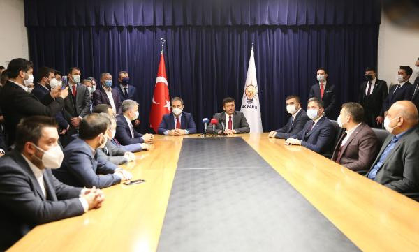 AK Parti AR-GE ve Eğitim Başkanlığı'nda devir teslim! Hamza Dağ görevini Mustafa Şen'e devretti - Resim: 0