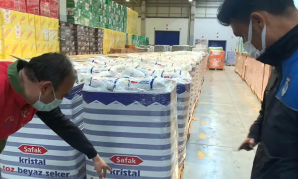 BİM'e baskın yapıldı depodan tonlarca çıktı! Ayçiçek yağından sonra bu defa bakın ne stoklamışlar - Resim: 0