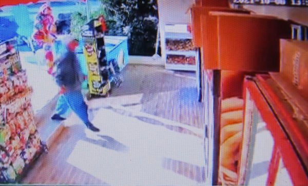 Türkiye'nin gündemine oturan çiftçi konuştu: Biz aileden böyle gördük - Resim: 0