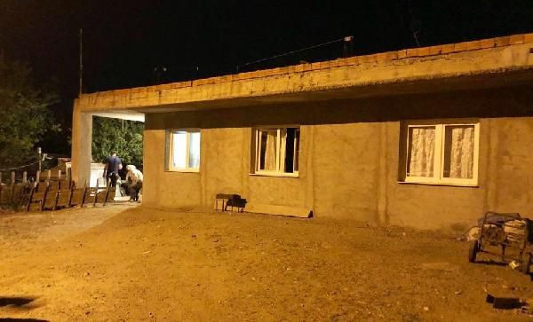 Manisa'da dehşet! Kardeşlerin oda kavgasında kan aktı - Resim: 1